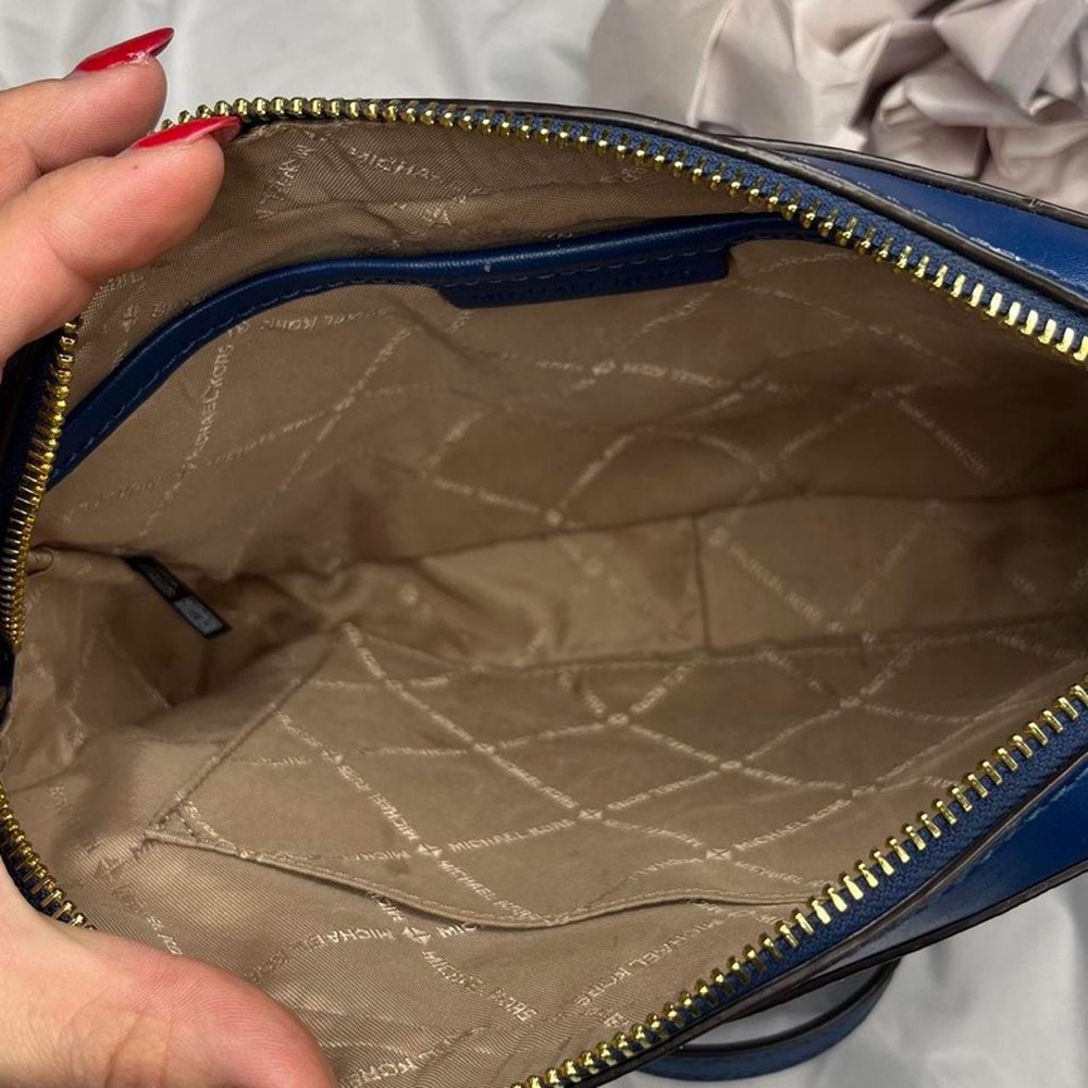 Michael Kors Blue Logo Crossbody Bag - Picture 2 of 5